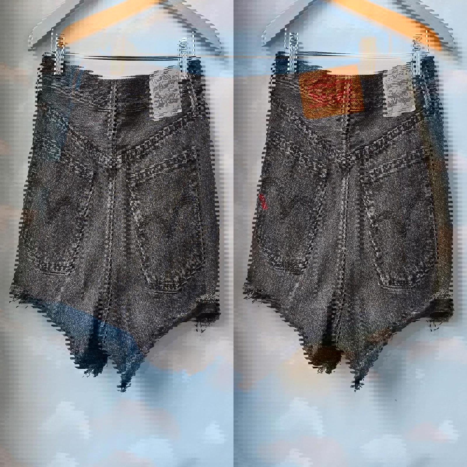 Black denim studded shorts Levi's 501 90s vibe #grunge #y2k