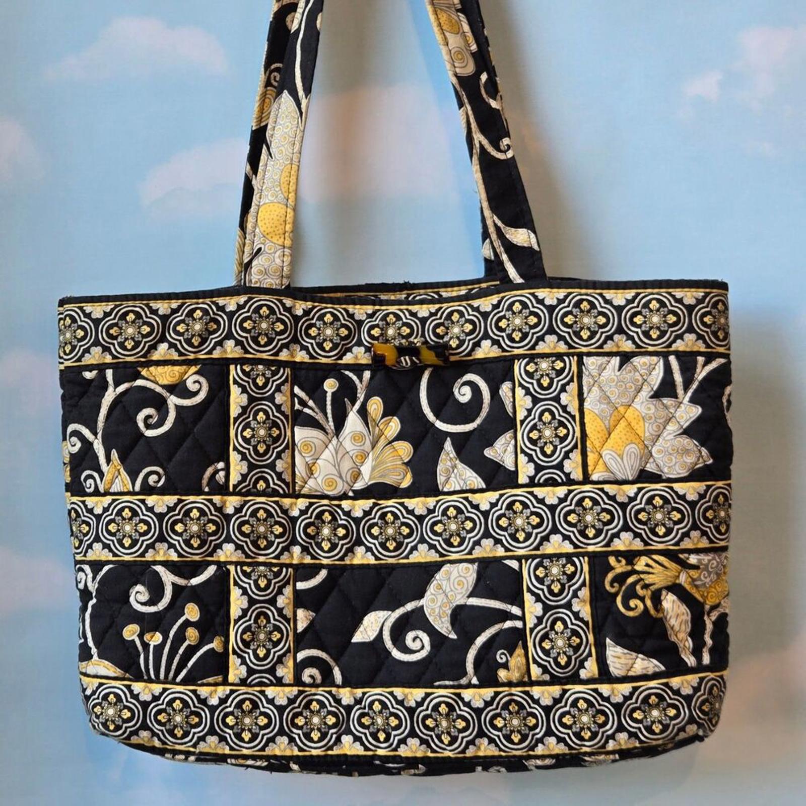 Spring 2008 Vera Bradley Quilted Purse - Yellowbird Pattern
