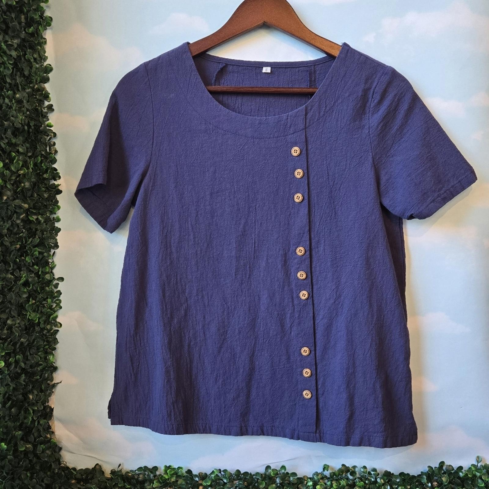 Elegant Linen Style Navy Button-Accent Blouse