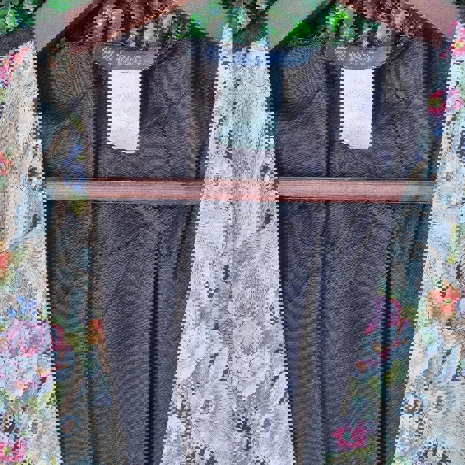 Floral vest shorts with bunny rabbit design button closure