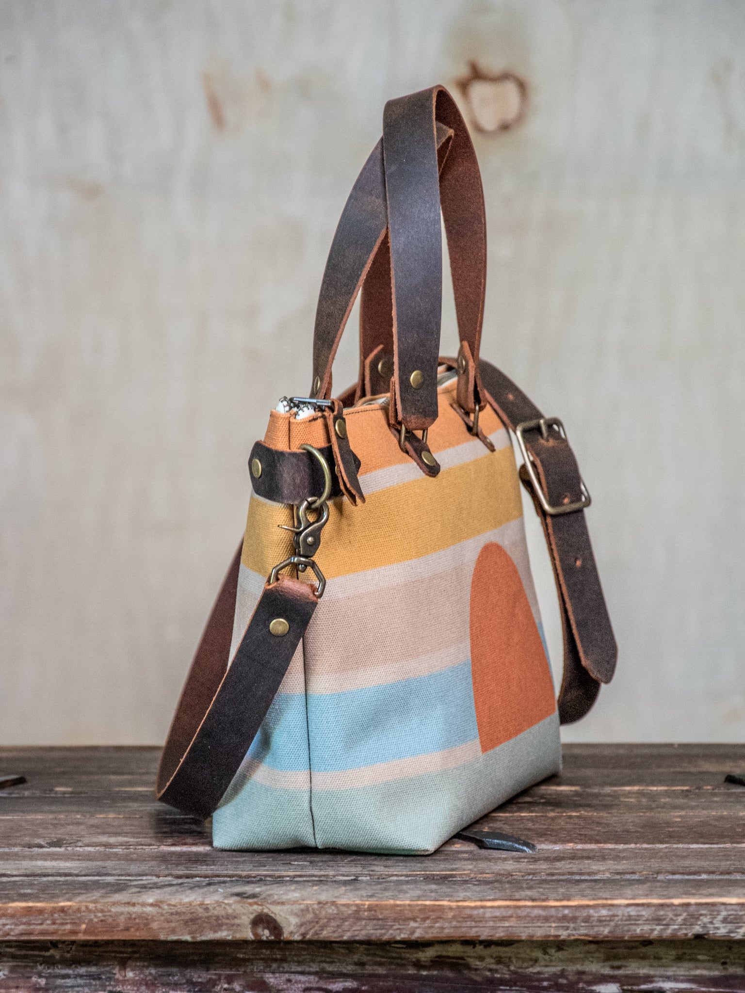 Crossbody Zipper Purse | Coastal Sunrise