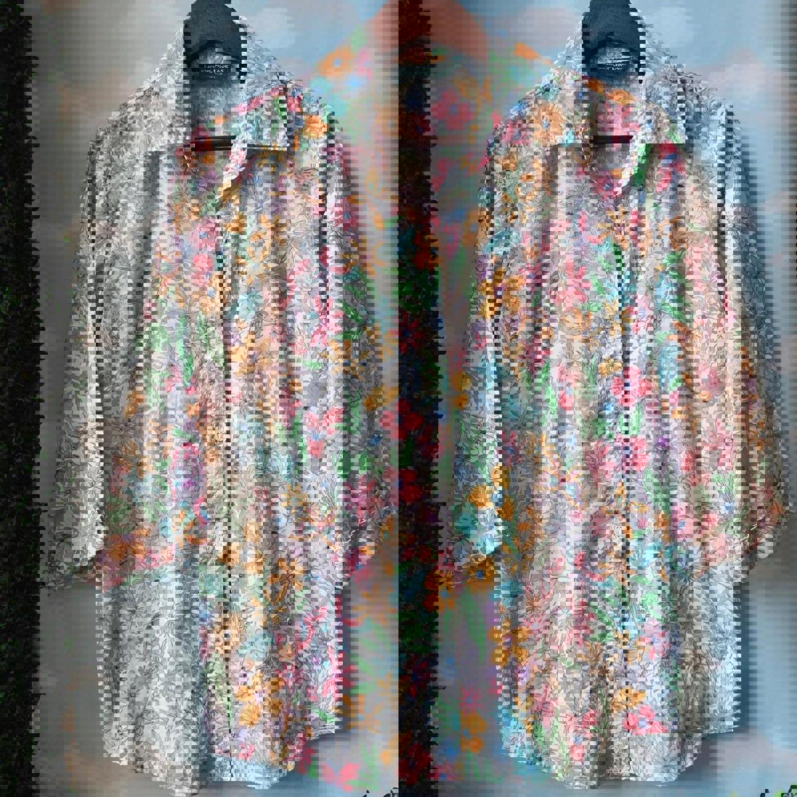 Women's vintage White and multicolor floral button up Blouse