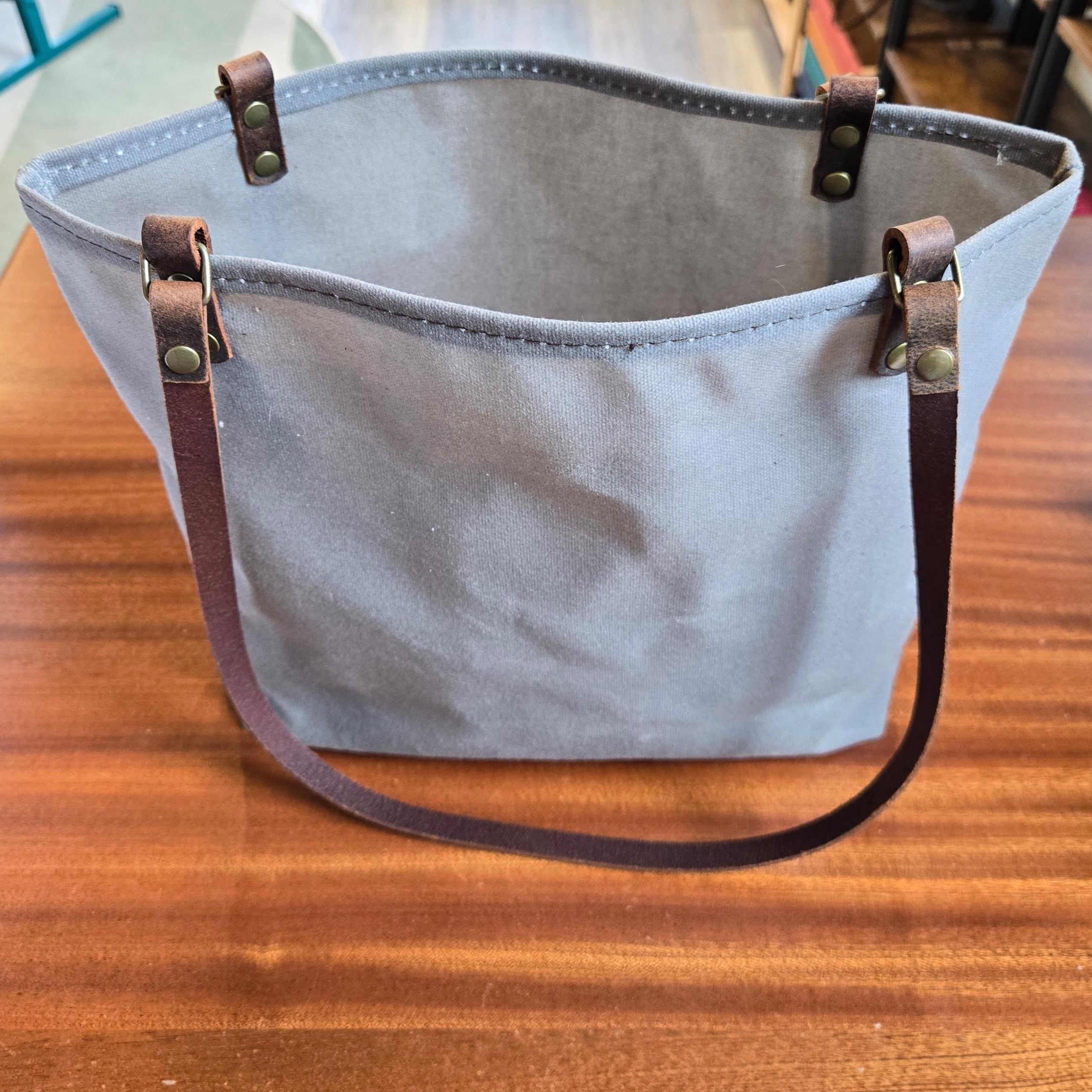Waxed Canvas Bag | Small Classic | Lite Gray