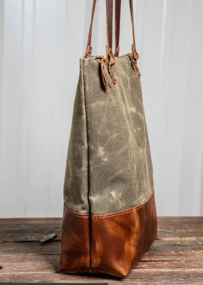 Waxed Canvas and Leather Shoulder purse | Zipper top Tote bag | Minimalist