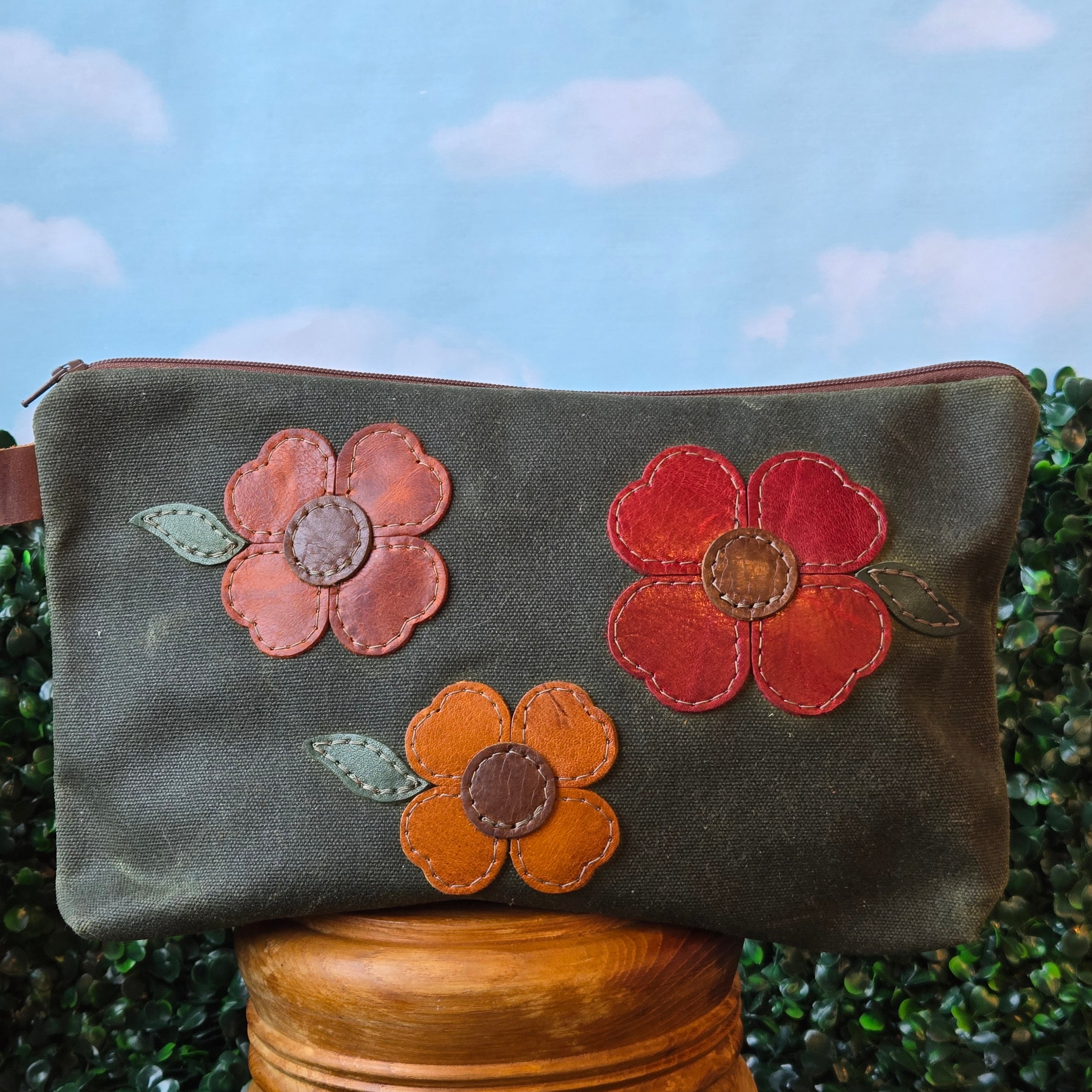 Waxed canvas and leather zipper pouch * Flowers * Floral applique